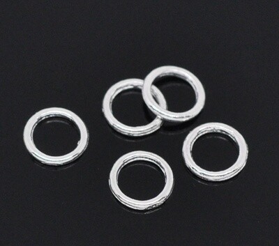 50 anneaux fermés argentés 6 x 0,9 mm