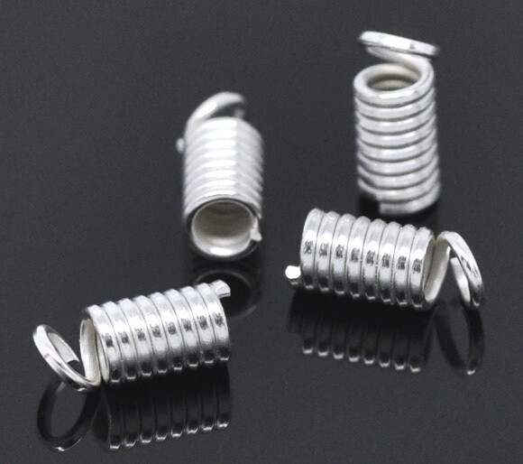 20 embouts de cordon ressort argentés 9 x 4 mm