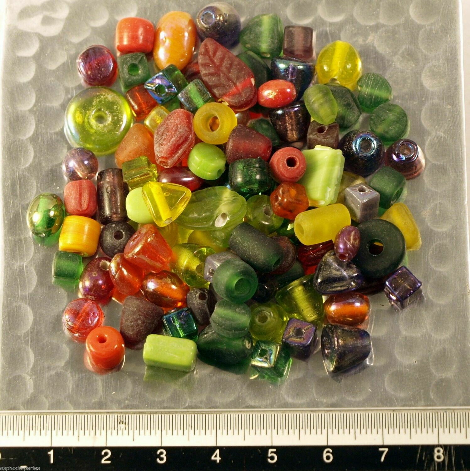 Mélange de perles de verre artisanales variées couleurs fleuries 50g