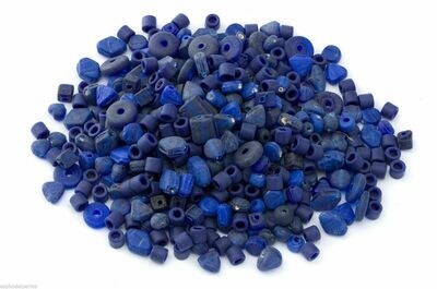 Mélange de perles de verre artisanales variées couleurs bleu marine mat 50g
