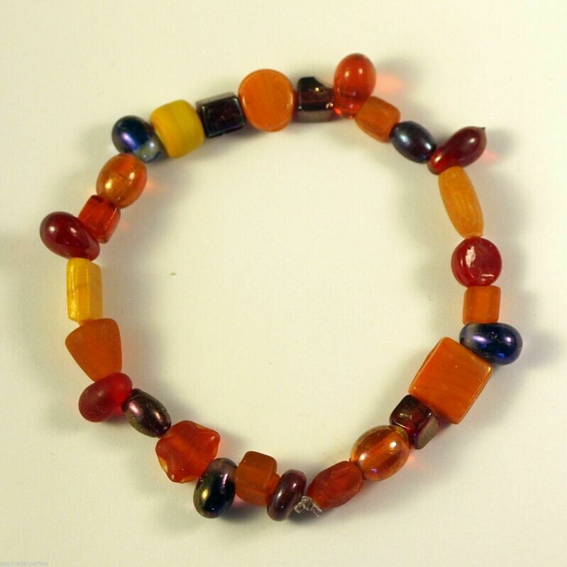 Bracelet épices orangées perles artisanales en verre sur élastique