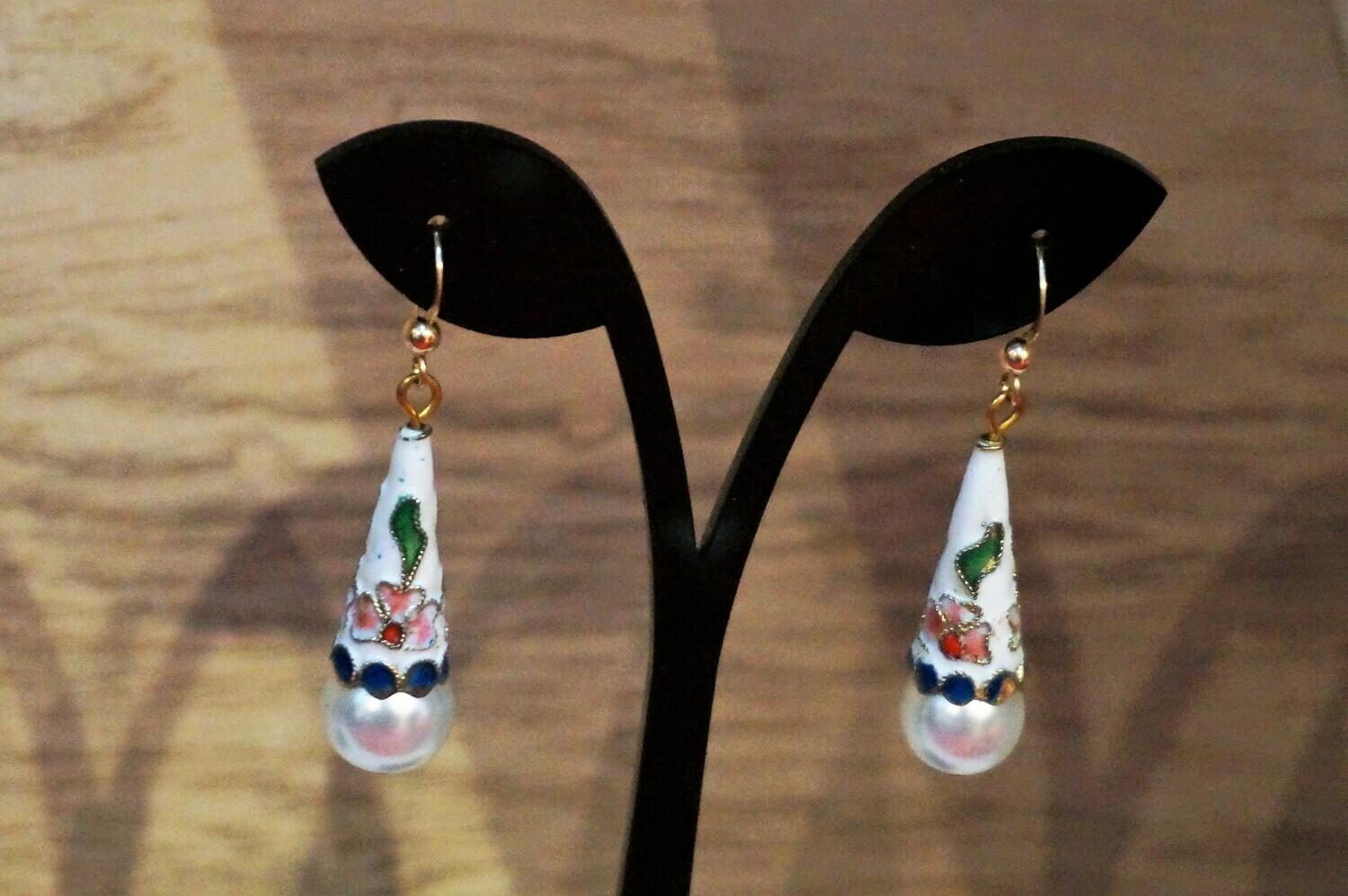 Paire de boucles d'oreilles cornet blanc
