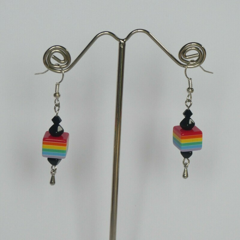 Boucles d'oreilles cube arc en ciel