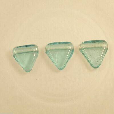 5 perles de verre artisanal triangles turquoise