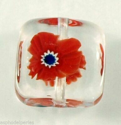 Perle carrée Murano authentique fleur rouge sur verre transparent 12 mm