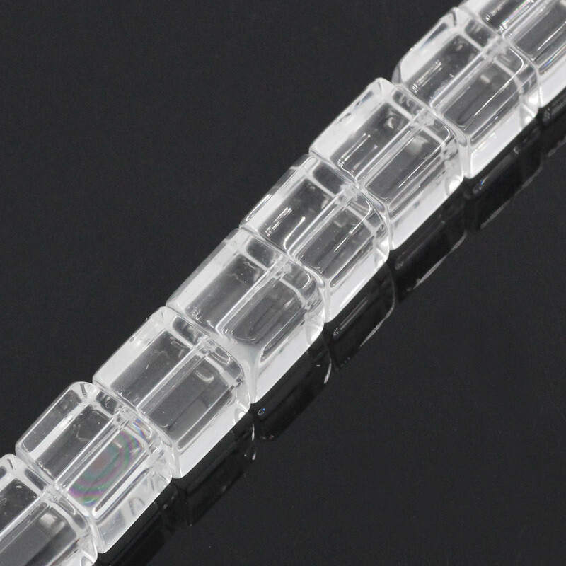 12 perles cube en verre transparent  10 mm