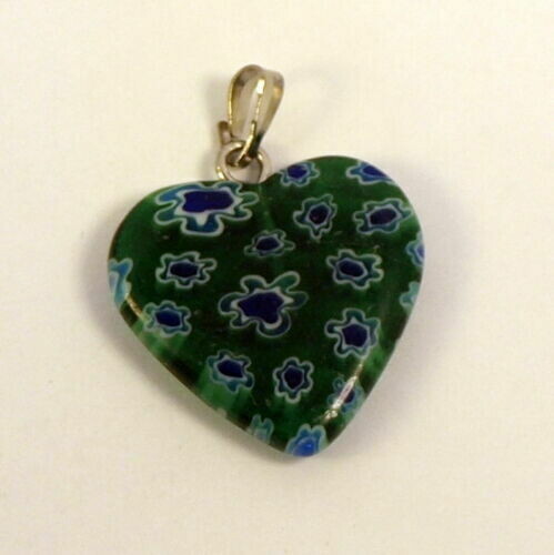 Pendentif coeur en verre de Millefiori 20 x 20 mm VERT ET BLEU