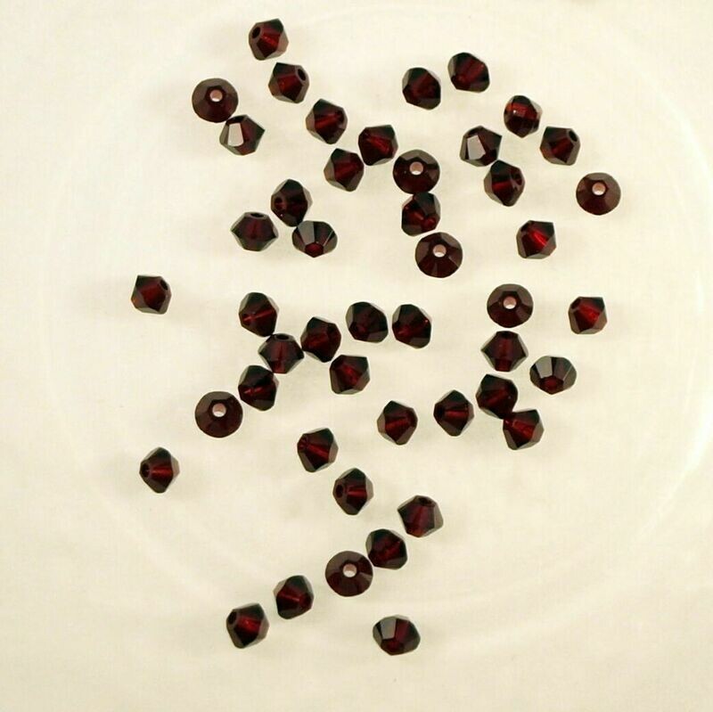 50 perles  toupies en cristal de Swarovski  5328 Garnet (rouge foncé) 3 mm