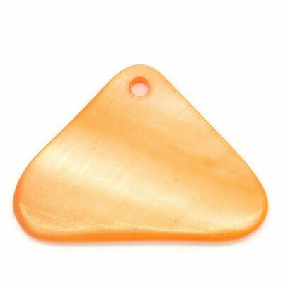4 pendentifs triangles en coquillage nacré orange 29 x 21 mm