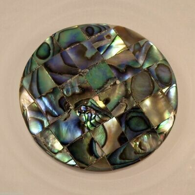 Pendentif disque mosaïque en abalone 39 mm