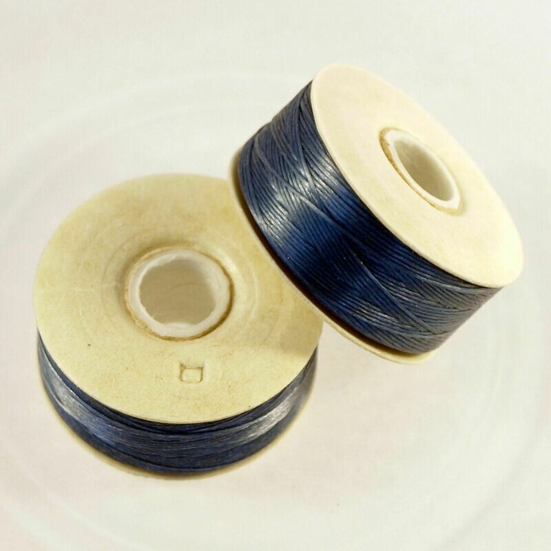Bobine de fil Nymo bleu royal taille D