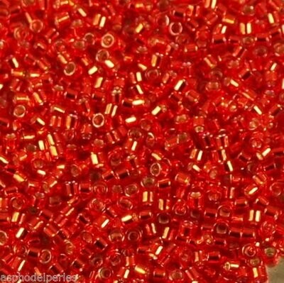 7,2 g de perles délicas ref 0602 dyed silver lined red taille 11