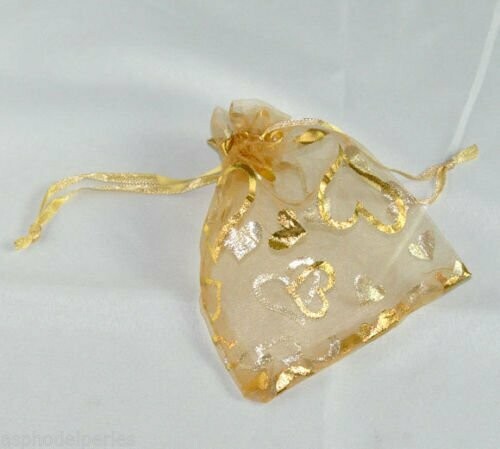 3 sachets en organza doré décor coeurs dorés 9 x 7 cm