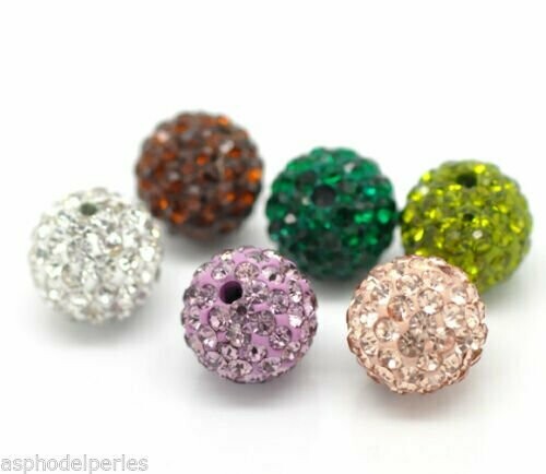 Boule de strass 10 mm sur pâte polymère vert sapin