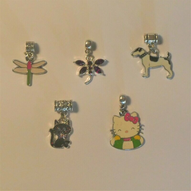 Lot de 5 charms pour bracelet ou collier