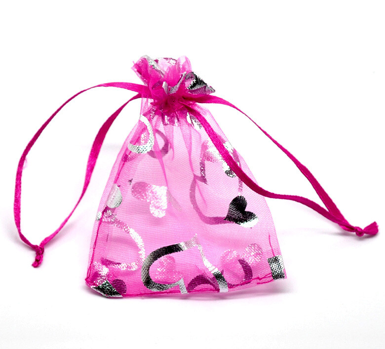 3 sachets en organza  rose décor coeurs argentés 9 x 7 cm
