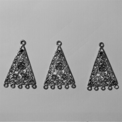 3 connecteurs triangle métal argenté 4,5 x 3 cm