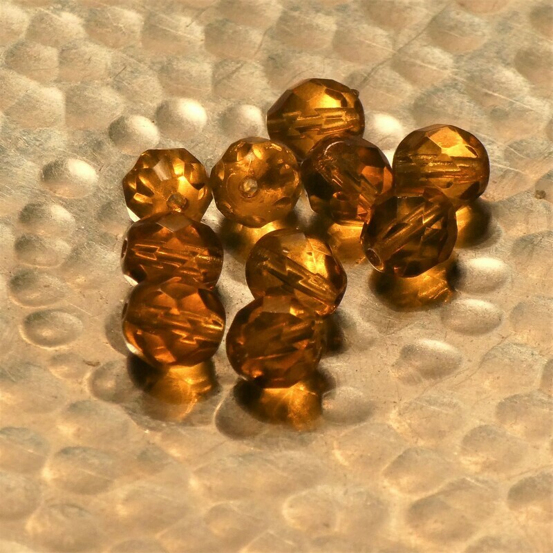 10 perles à facettes de Bohème 8 mm topaze