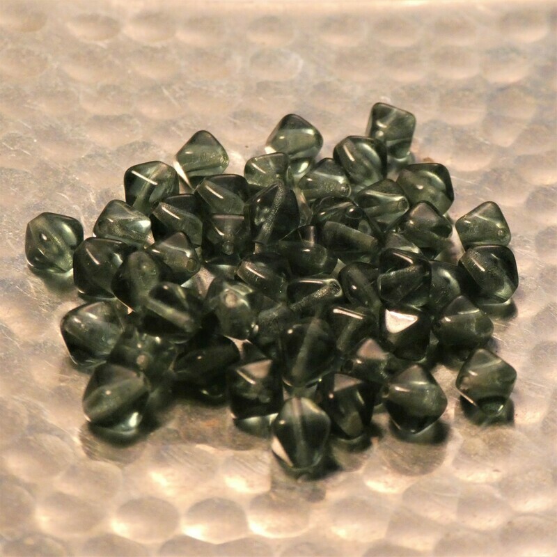 25 perles bicones double pyramide montana  6 mm