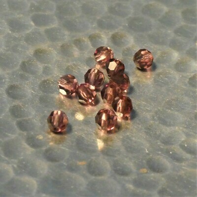 12 perles rondes taillées en cristal de Bohème 4 mm Amethyst