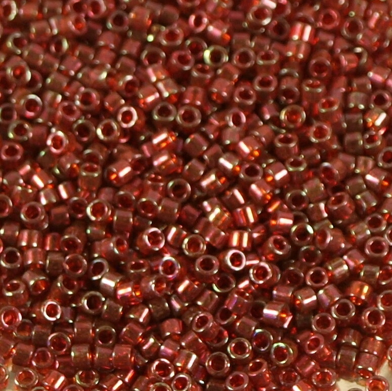 6,14 g de perles délicas ref 0105 garnet gold luster taille 11