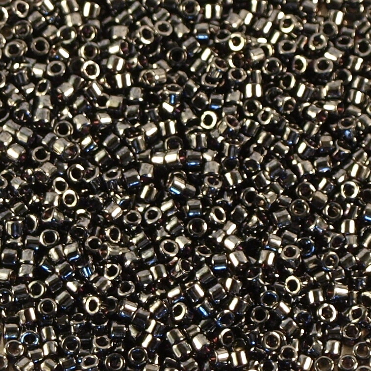7,2 g de perles délicas Gunmetal ref 0001 taille 11