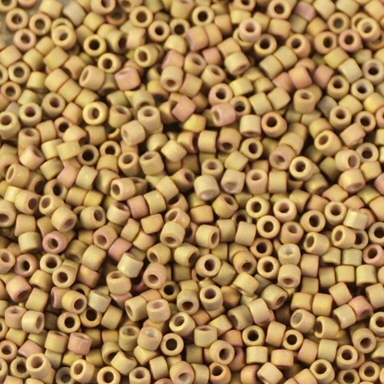 7,2 g de perles délicas Matte Metallic dusky clay AB ref 1061 taille 11