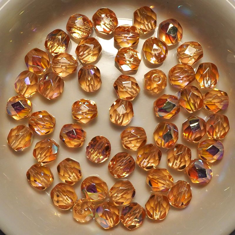 50 facettes de Bohème 4 mm rose AB