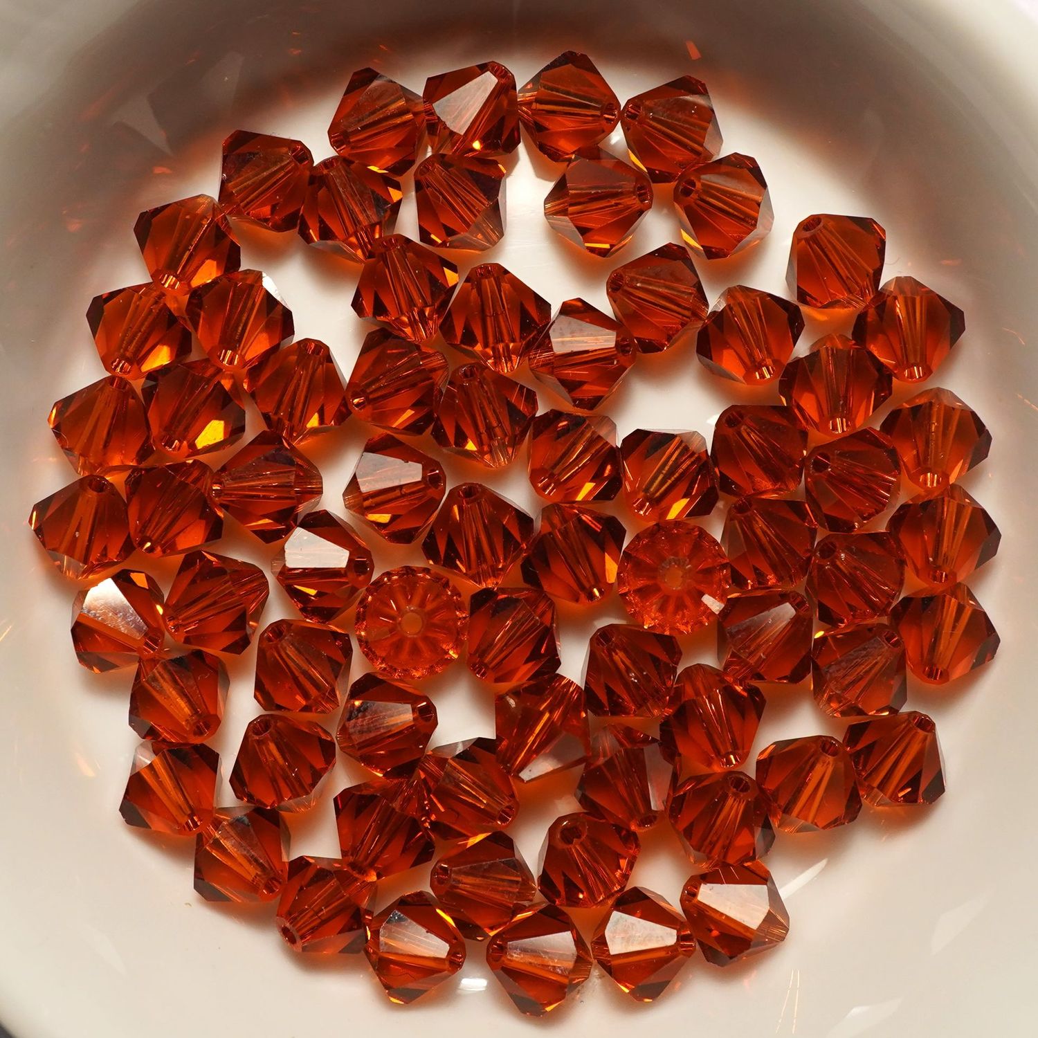 20 perles  toupies en cristal de Swarovski  5301 Indian red 6 mm