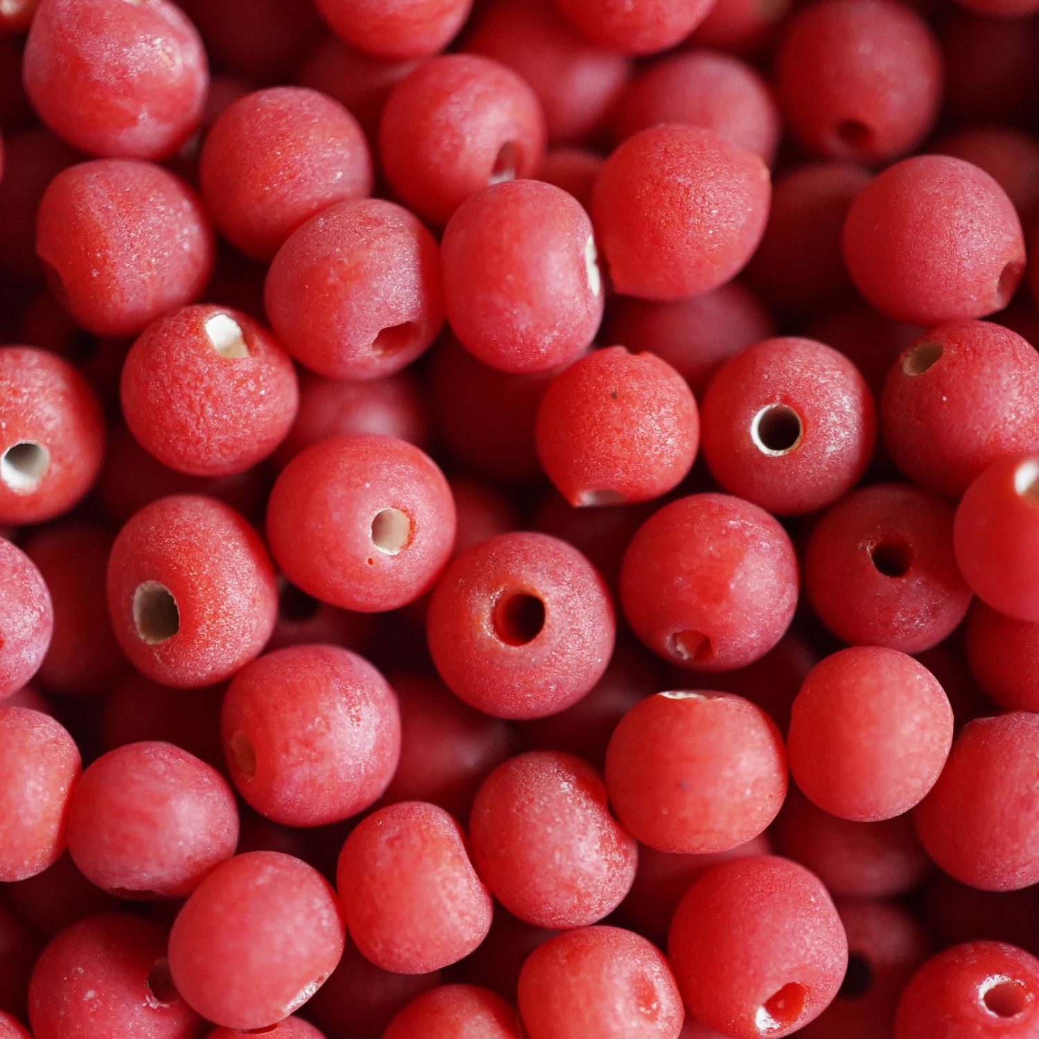 100 perles de verre artisanal 4 mm environ rouge mat