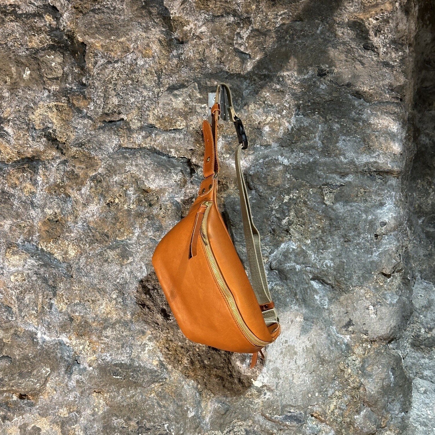 Baggy Port – LMAK 450 Hip Bag Camel