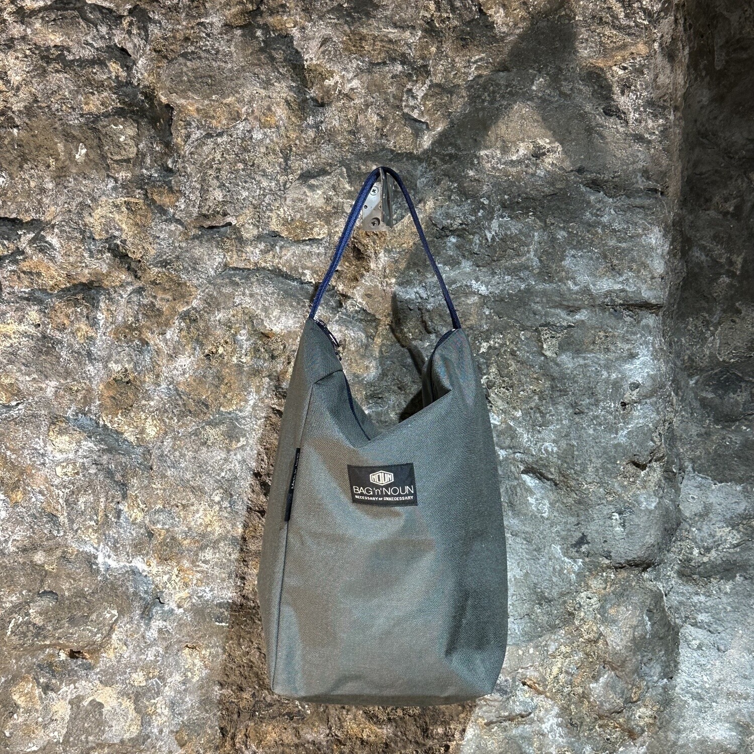 Bag'n'Noun – One Shoulder Grey