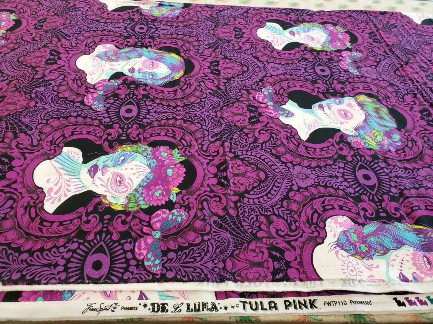Tula Pink De La Luna Fabric X Brimfield Block = Haute Macabre • Brimfield  Awakening