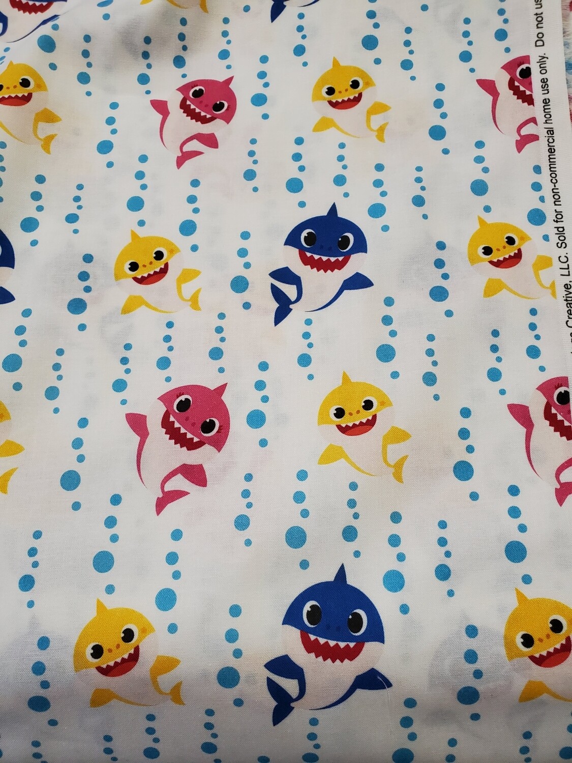 Baby shark Family Bubble Blast by Springs Creative
