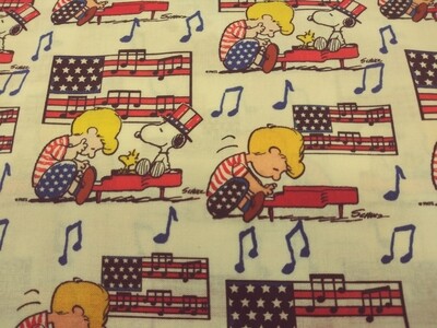 Linus Snoopy Americana - Peanuts- for Springs Creative