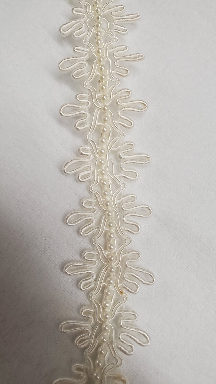 Beaded Pearl Trim White 36 yd. Reel