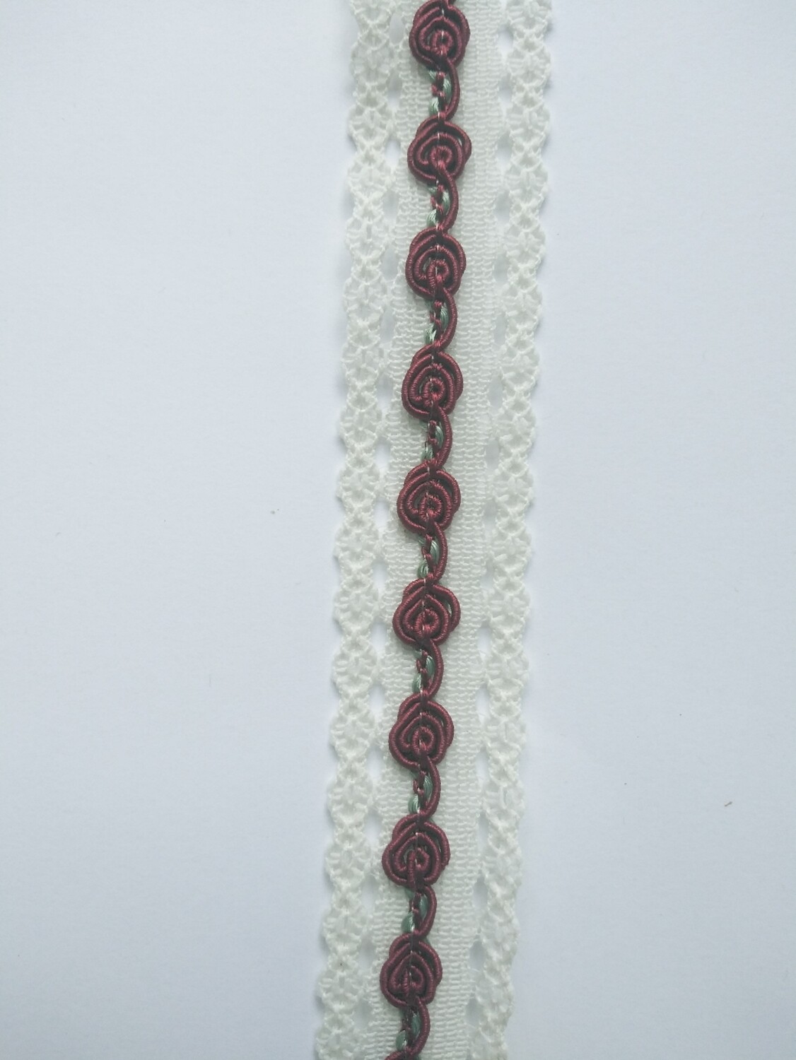 Chianti Rosebud on Ecru Lace Trim 1" x 18 Yards Reel