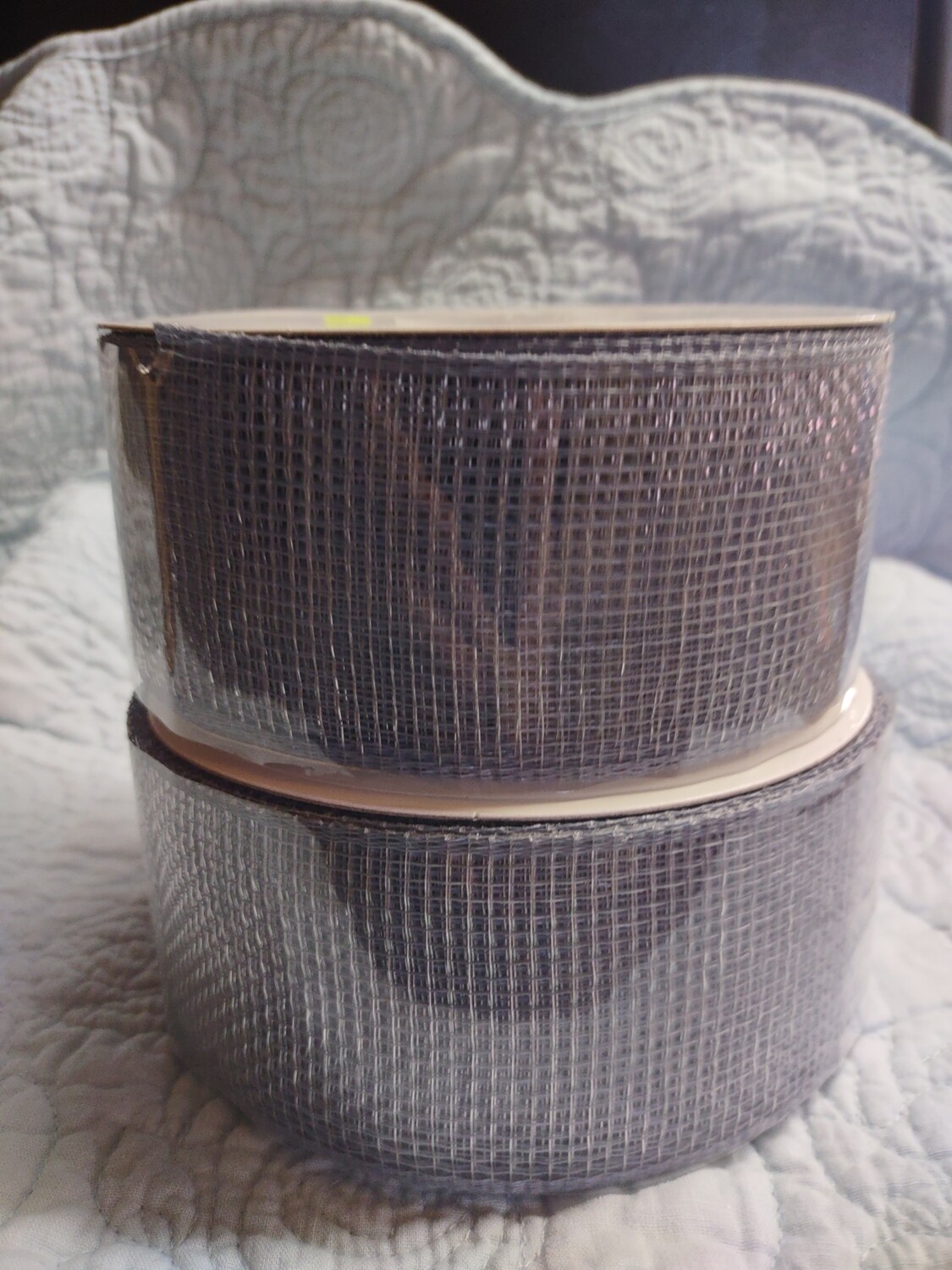 DECORATING MESH 2.5"x 25 yds- SILVER