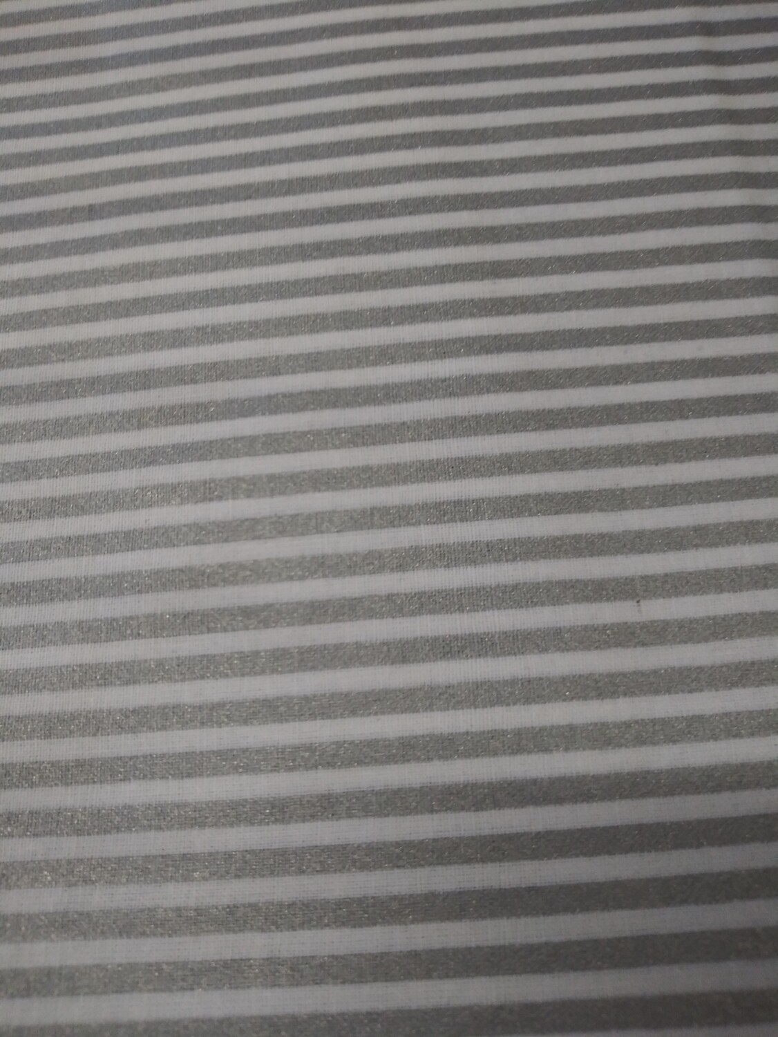 White/Silver Metallic Stripe