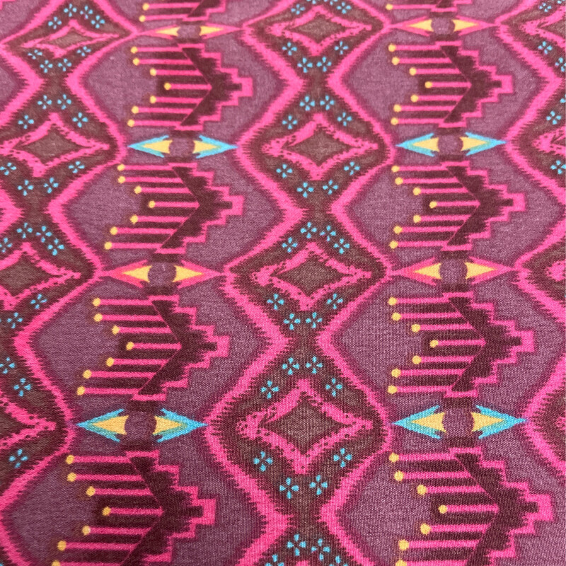 Silky Prints Crepe Diamond Wave Wine