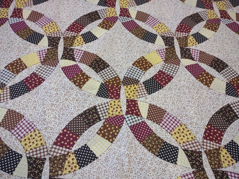 90" Double Wedding Ring Brown Quilt Top, 3 Yards