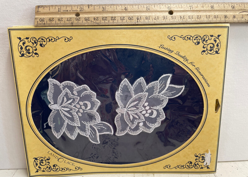 Vintage Land O Lace Embellishments Vintage Land O Lace Embellishments