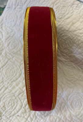 Scarlet Velvet w/Gold 1 1/2 Inch x 50 Yds Ribbon