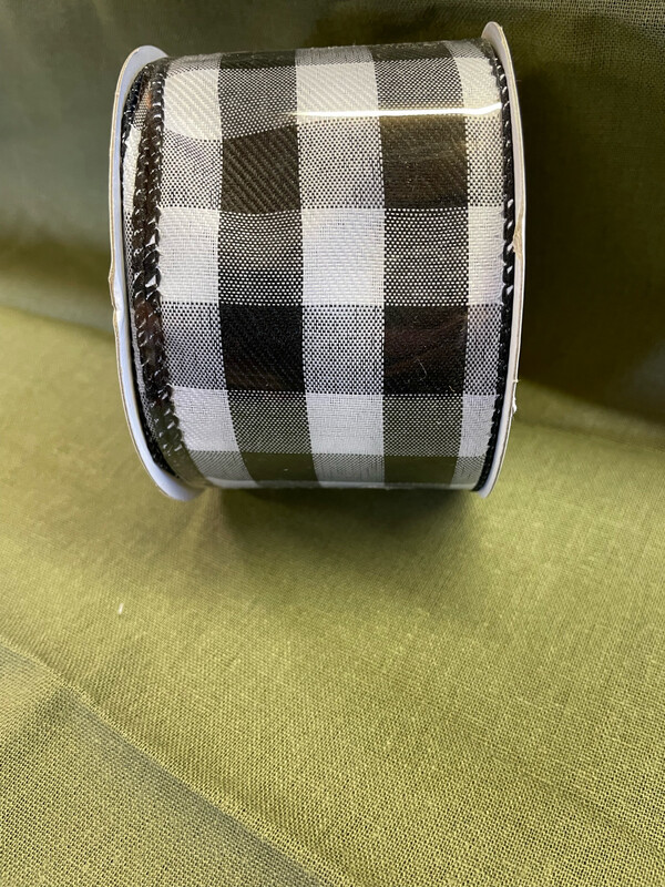 Black & White Buffalo Plaid 2.5” Wired