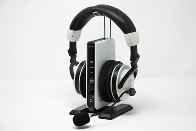 Earforce Headset with Stand