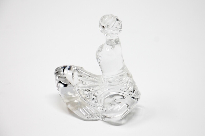 Crystal Seal with Ball