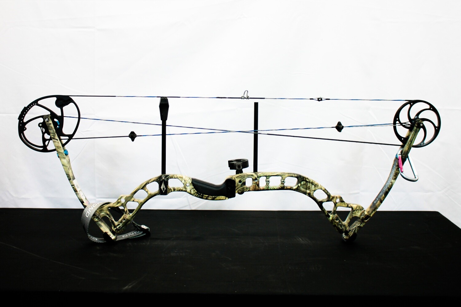 Diamond Provider Compound Bow SOLD