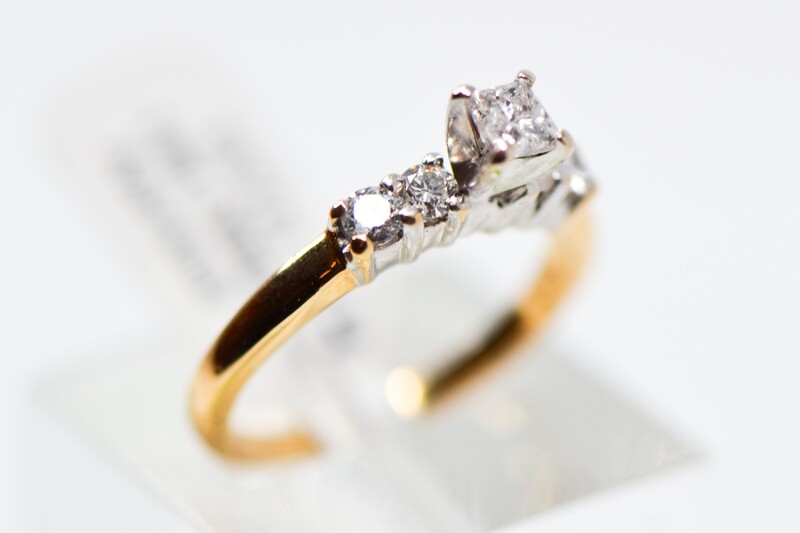 Diamond Engagement Ring