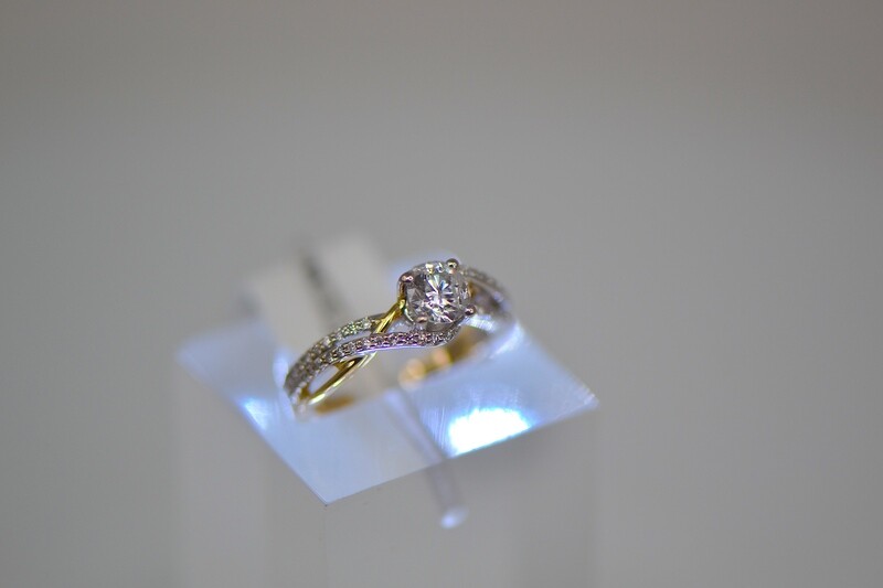 Ladies Diamond Engagement ring Ladies Diamond Engagement ring