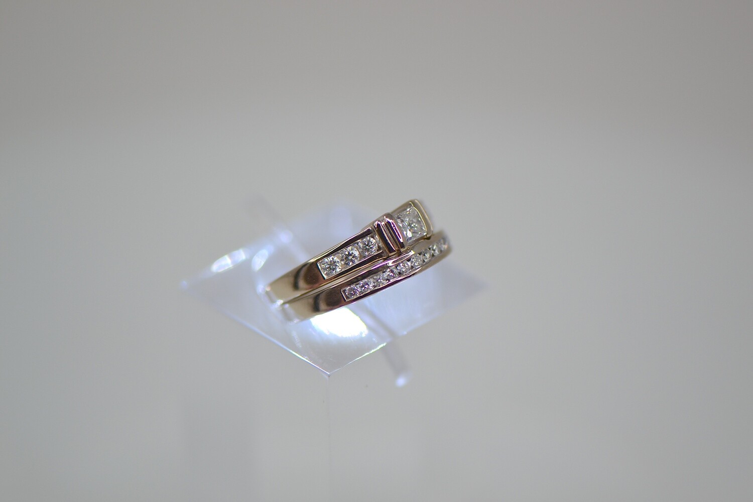 Ladies White Gold Diamond Engagement Set